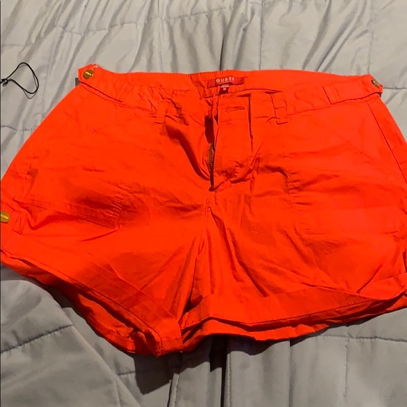 Guess Pants - Guess shorts